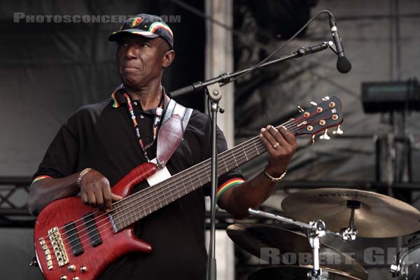 TOOTS AND THE MAYTALS - 2010-06-26 - PARIS - Hippodrome de Longchamp - 